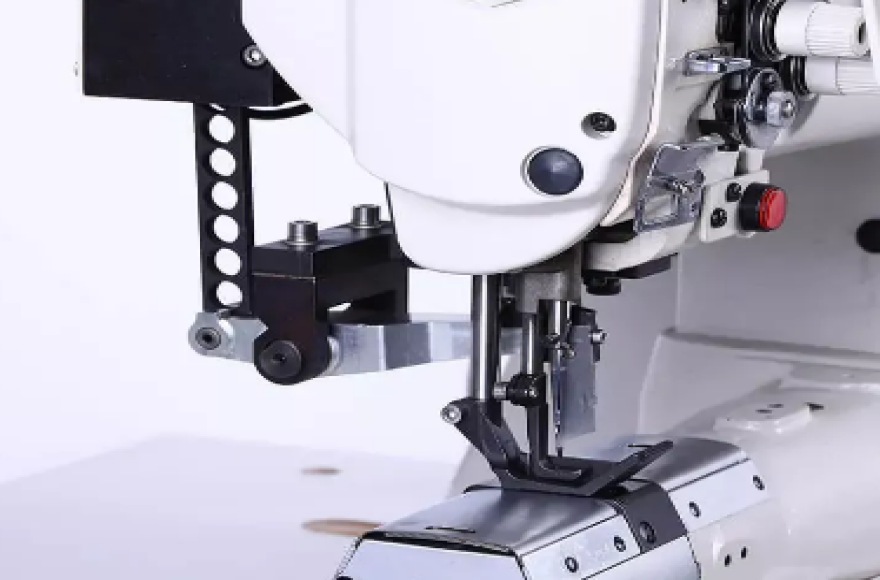 Direct drive post bed type on-off right cutting compound feed sewing machine