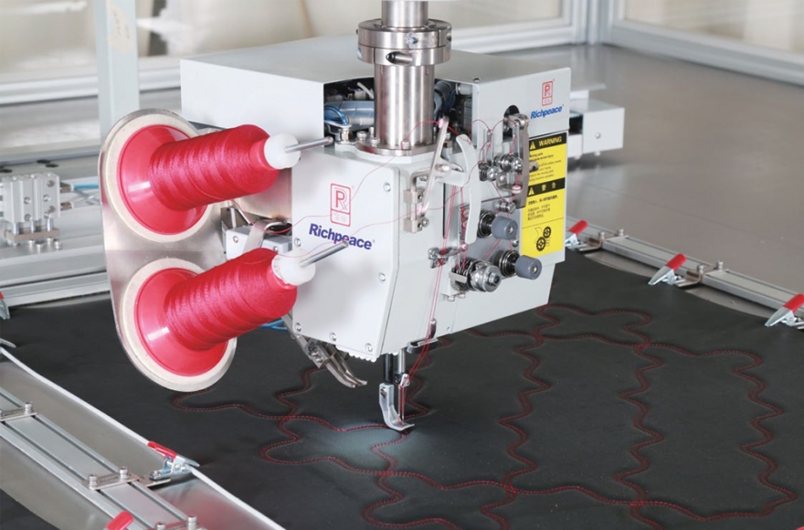Double Needles Adjustable Stitch Distance Universal Rotary Sewing Machine_Automotive