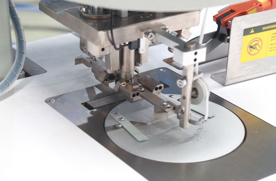 Semi-auto Earloop Welding Machine for Foldable Mask Piece