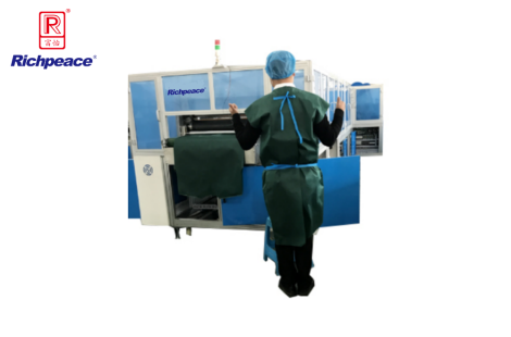 Automatic Protective Gowns Body Making Machine_2