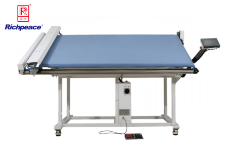 Vertical ironing working platform